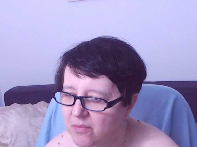 ChristaRose's BongaCams show and profile