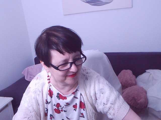 ChristaRose's BongaCams show and profile