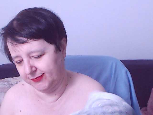 ChristaRose's BongaCams show and profile