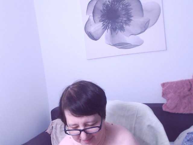 ChristaRose's BongaCams show and profile