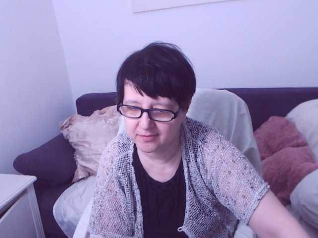 ChristaRose's BongaCams show and profile