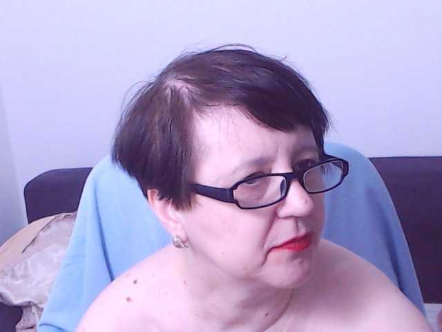 ChristaRose's BongaCams show and profile