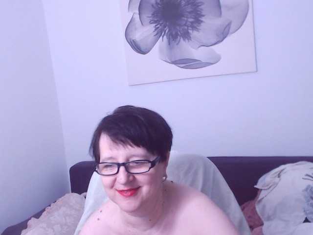 ChristaRose's BongaCams show and profile