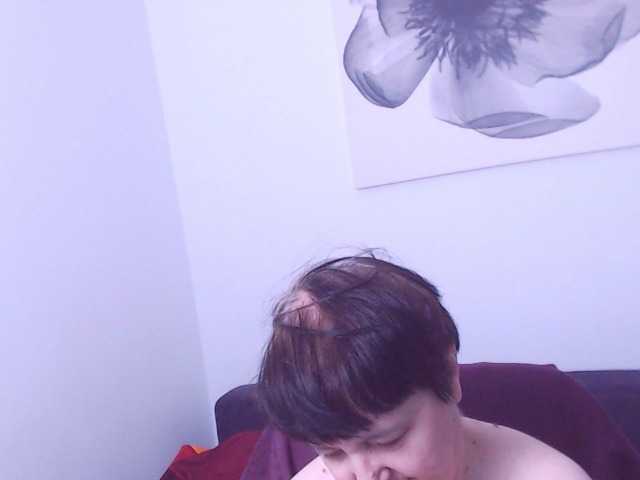 ChristaRose's BongaCams show and profile