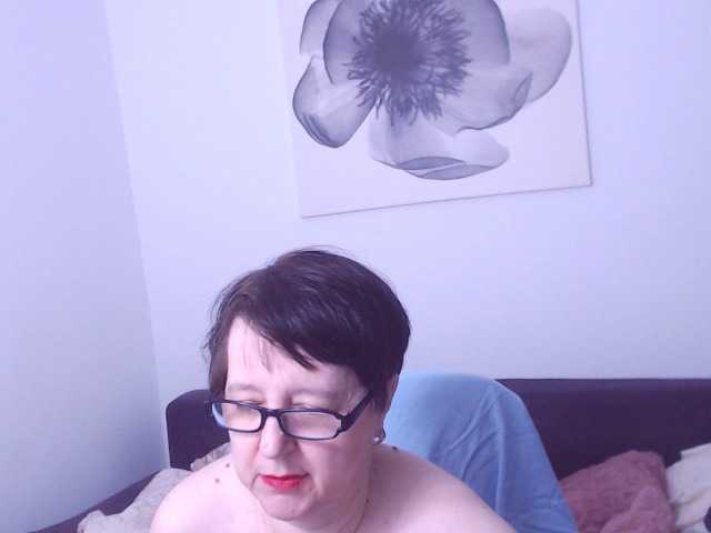 ChristaRose's BongaCams show and profile