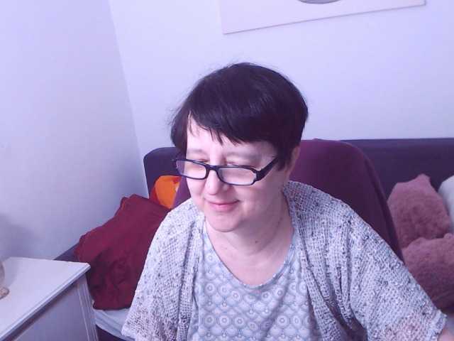 ChristaRose's BongaCams show and profile