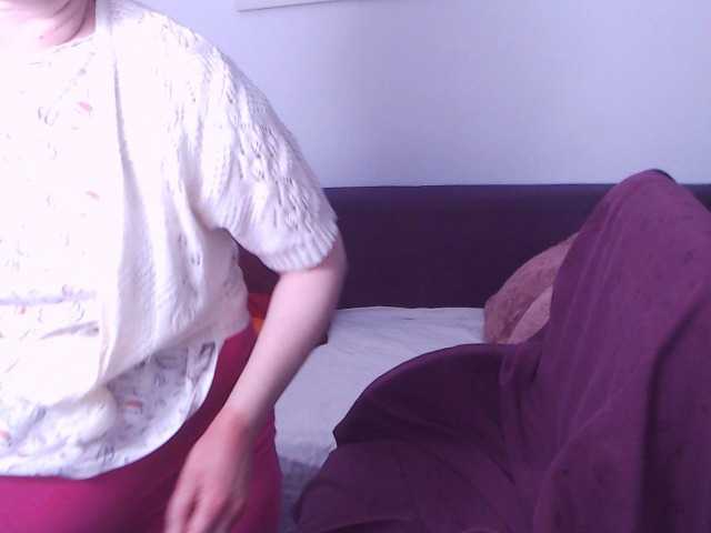 ChristaRose's BongaCams show and profile