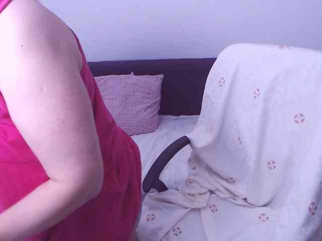 ChristaRose webcam