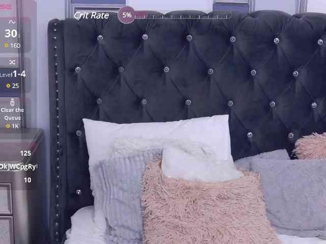 MadameLeona webcam