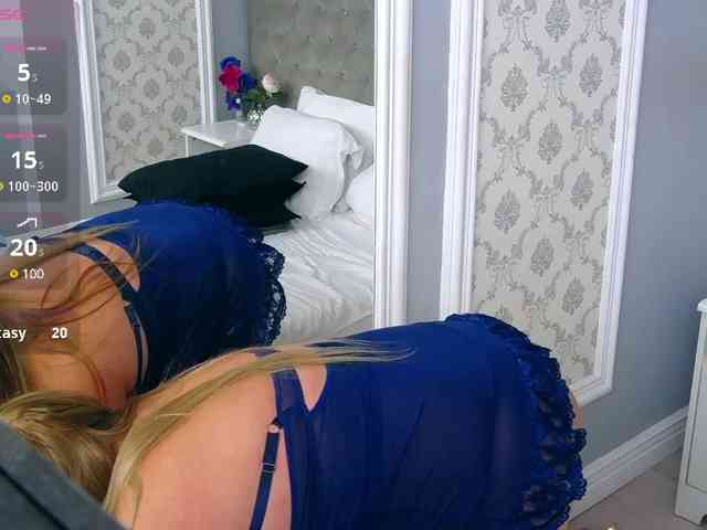 MadameLeona webcam