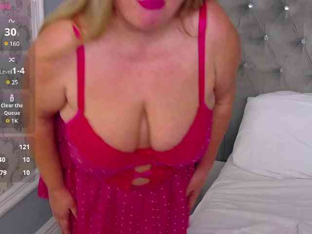 MadameLeona webcam