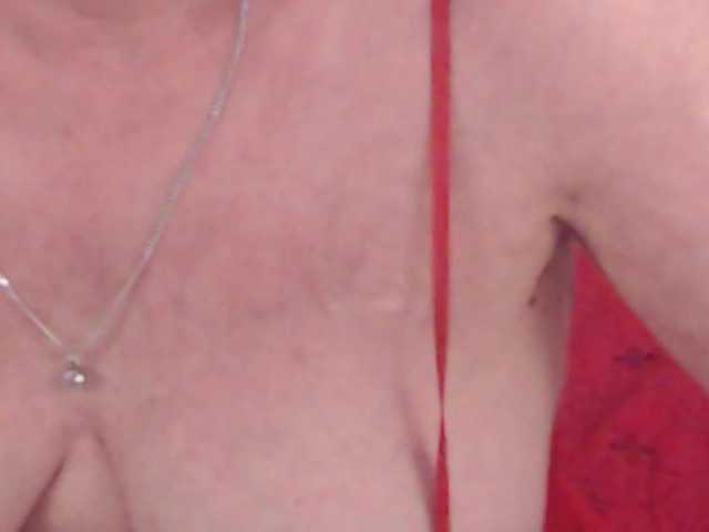 AlanaRichards's BongaCams show and profile