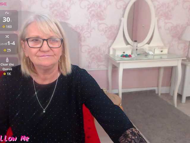 AlanaRichards's BongaCams show and profile