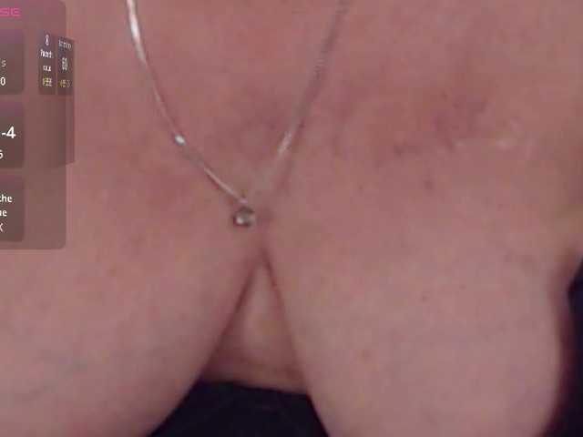 AlanaRichards's BongaCams show and profile