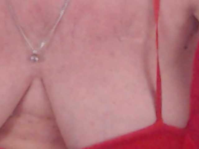 AlanaRichards's BongaCams show and profile