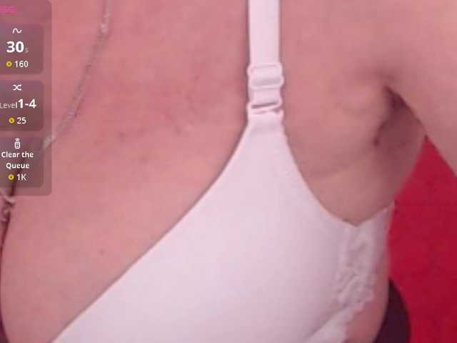 AlanaRichards's BongaCams show and profile