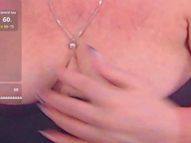 AlanaRichards's BongaCams show and profile