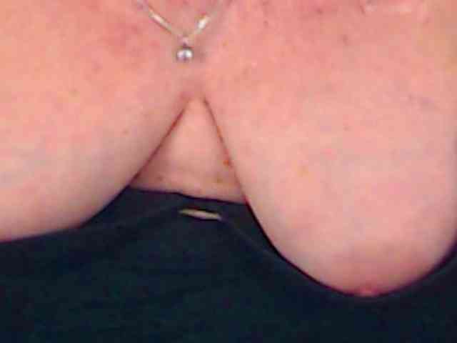 AlanaRichards Live Webcam on BongaCams