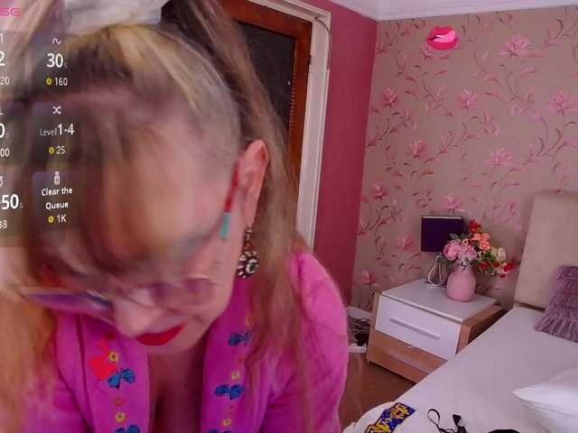 LadyMariahx's BongaCams show and profile