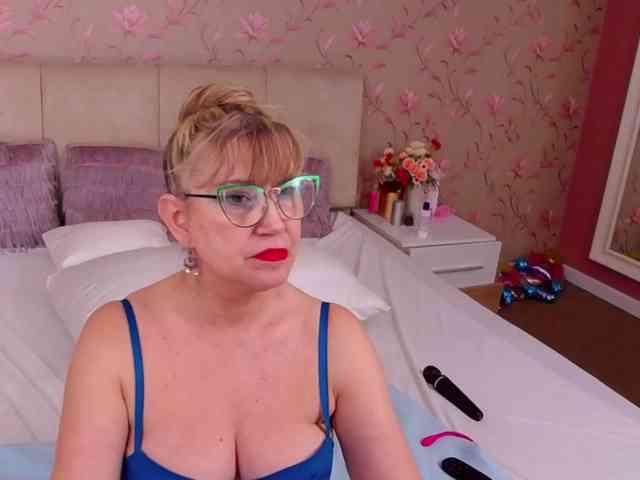 LadyMariahx webcam
