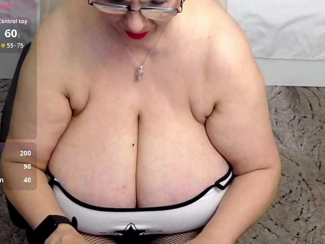LadyLibely's BongaCams show and profile