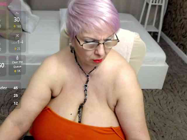 LadyLibely webcam