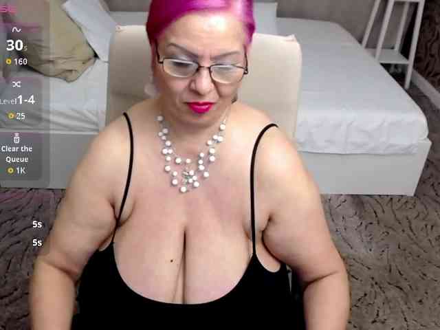 LadyLibely webcam