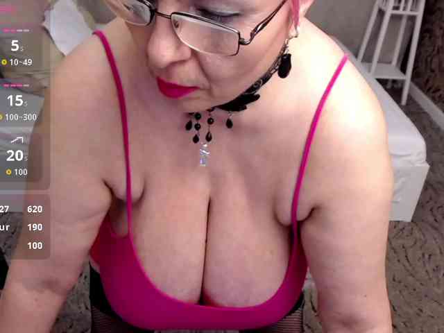 LadyLibely webcam