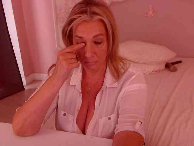 LadyNicole webcam