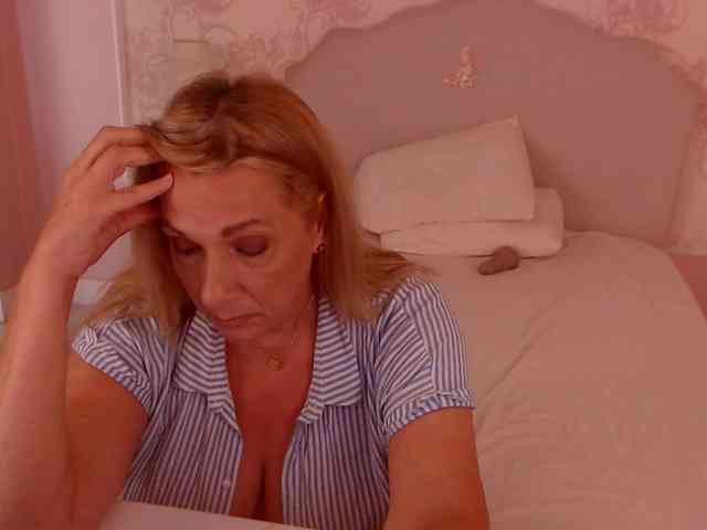 LadyNicole webcam
