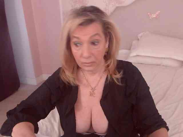 LadyNicole webcam