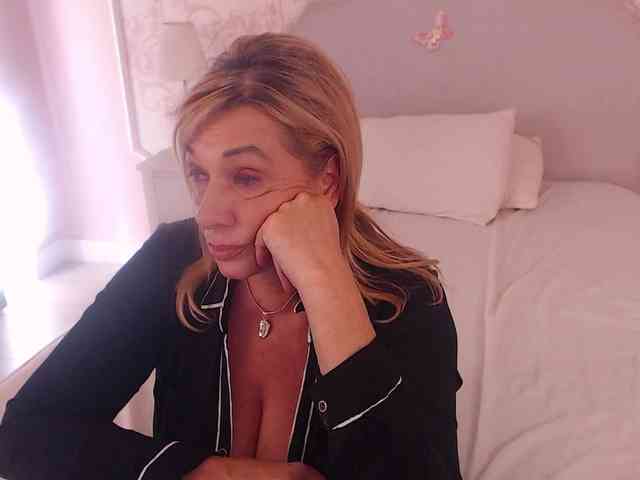 LadyNicole webcam
