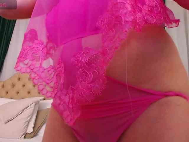 ExoticGiselle webcam