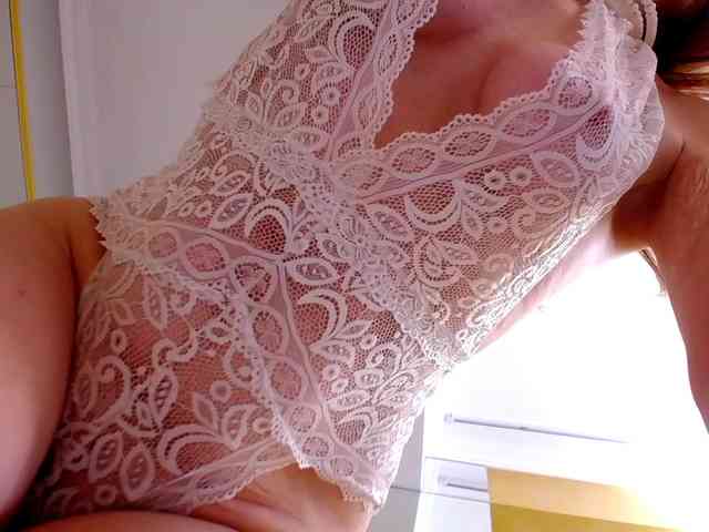 ExoticGiselle webcam