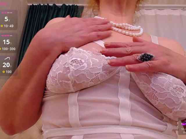 ExoticGiselle webcam