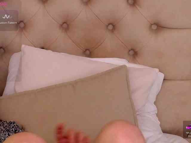 ExoticGiselle webcam