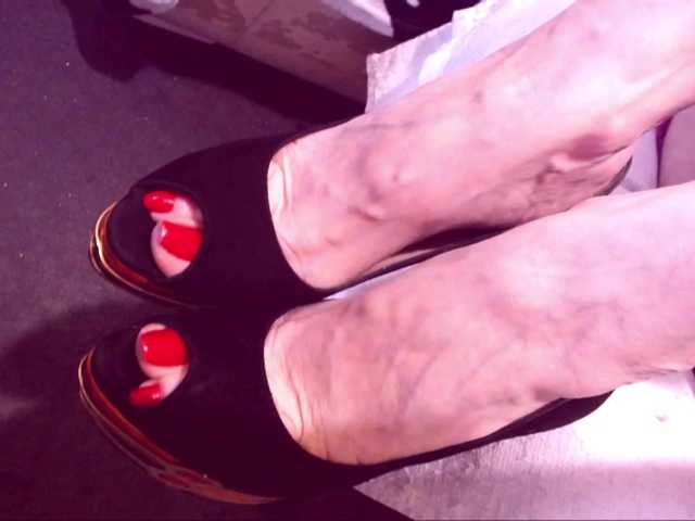 SpecialCerise's BongaCams show and profile