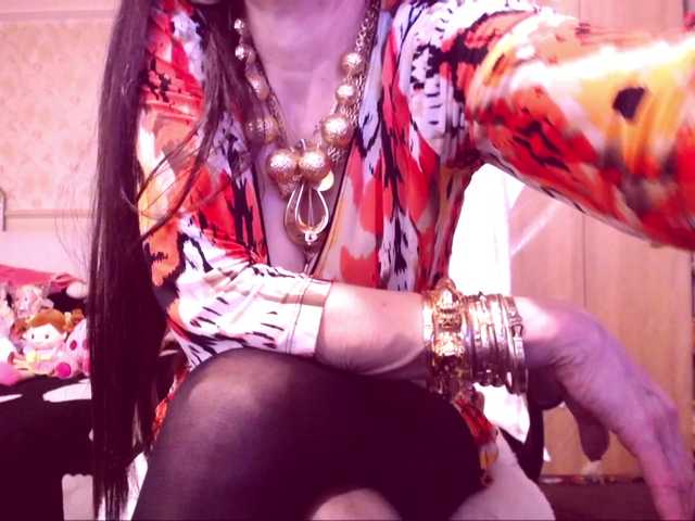 SpecialCerise's BongaCams show and profile