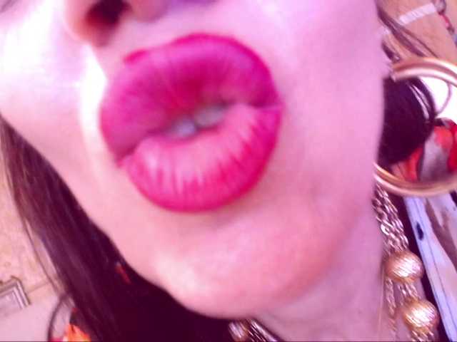 SpecialCerise's BongaCams show and profile