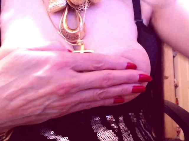 SpecialCerise webcam