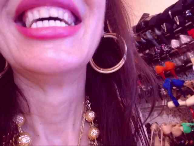SpecialCerise webcam