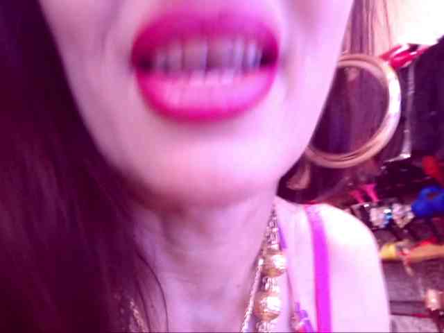 SpecialCerise webcam