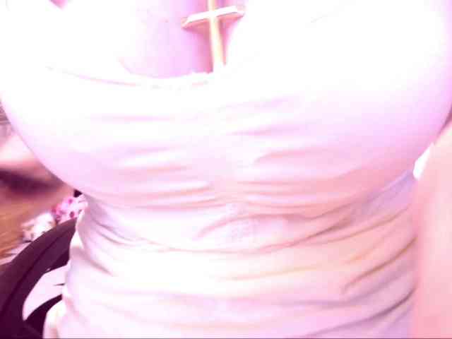 SpecialCerise webcam