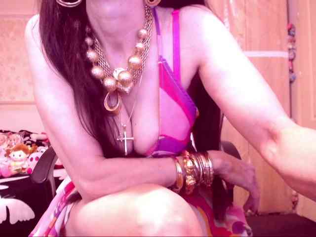 SpecialCerise webcam