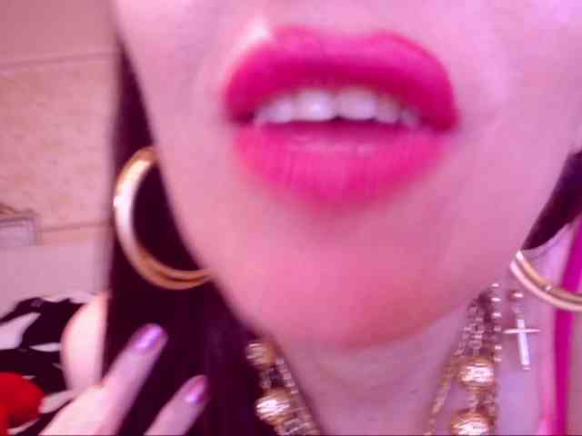 SpecialCerise webcam
