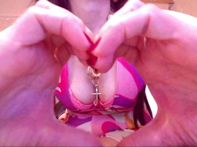 SpecialCerise webcam