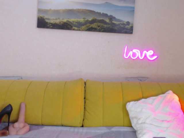 MarinaModel Live Cam on BongaCams