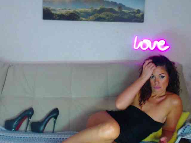 MariaModel webcam