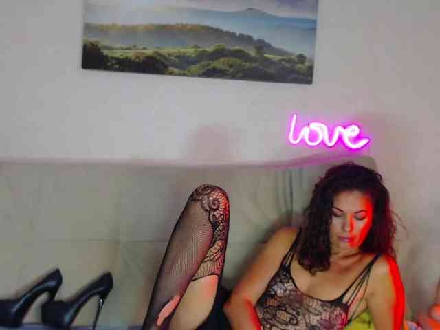 MariaModel webcam