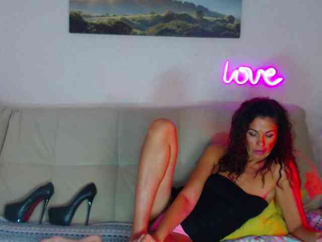 MariaModel webcam